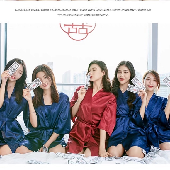 Bride Two-piece Silk Nightie and Robe - Red - Picture 4 of 12